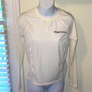 NWT vineyard vines rash guard